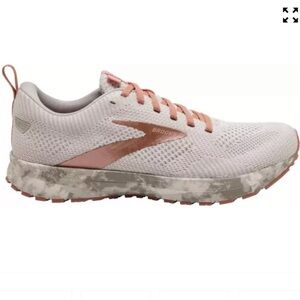 Womens Brooks Revel 5 running shoes size 8
